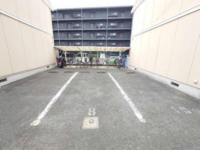 レジデンスセレ二ティーの物件外観写真