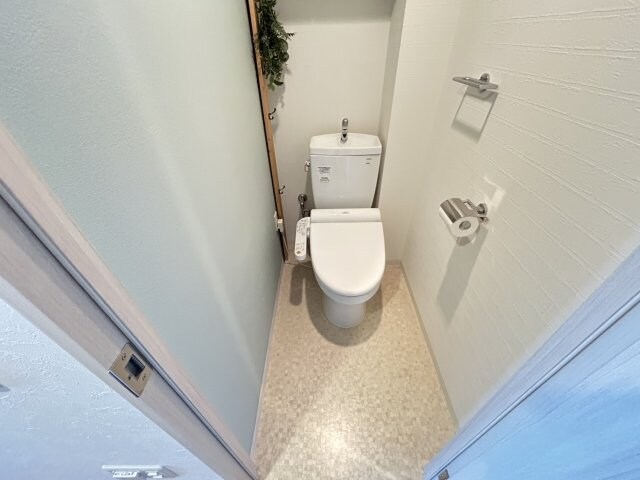 ジェイグラン高槻の物件内観写真