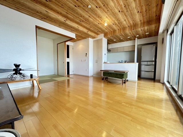 ジェイグラン高槻の物件内観写真