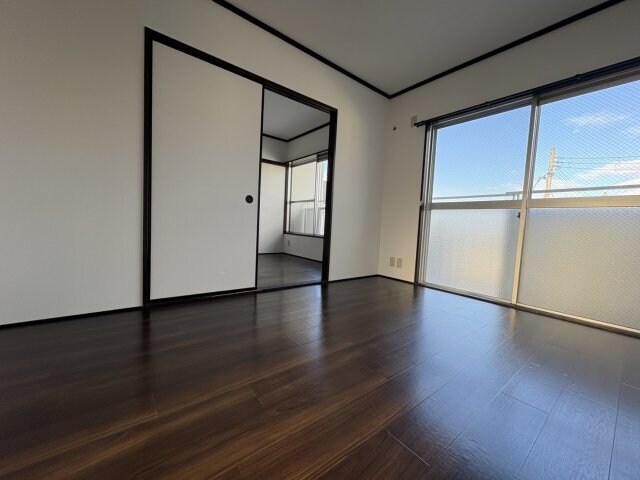 リバーサイドハイツの物件内観写真