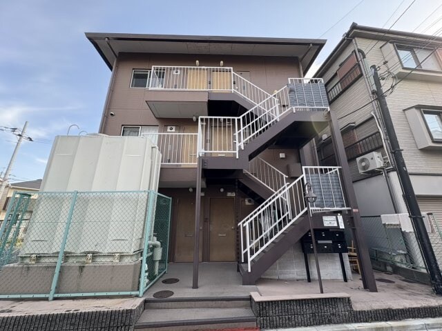 グランドハイツ38の物件外観写真