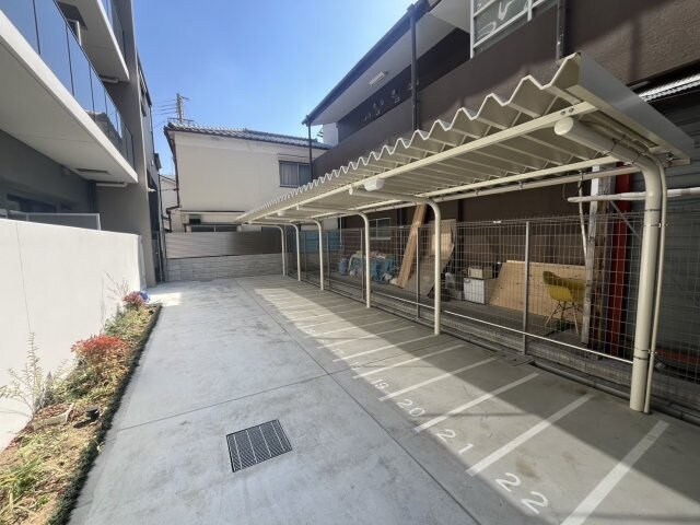 ストーリア茨木の物件外観写真