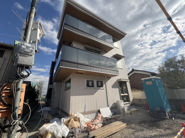 ブランノワール高槻の物件外観写真