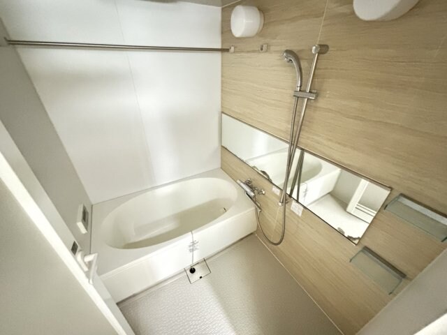 クレセント・コートの物件内観写真