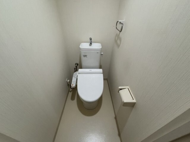 クレセント・コートの物件内観写真