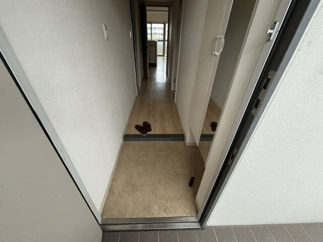 クレセント・コートの物件内観写真