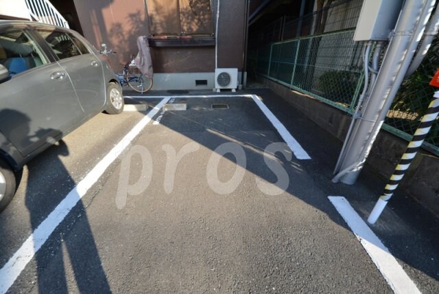 エレガンツァカーサの物件外観写真