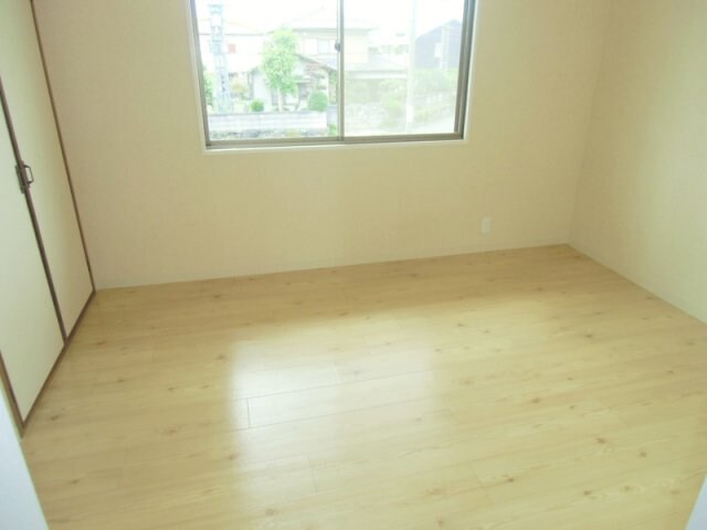 エレガンツァカーサの物件内観写真