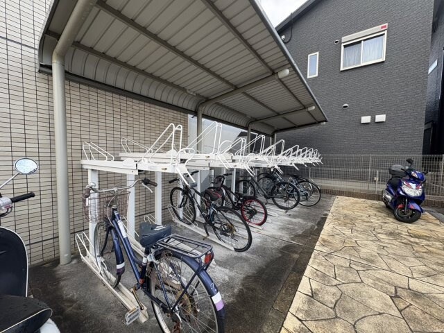 アルヴィータの物件外観写真