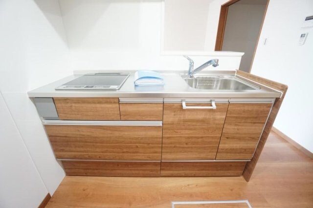 エピーク下中条A棟の物件内観写真