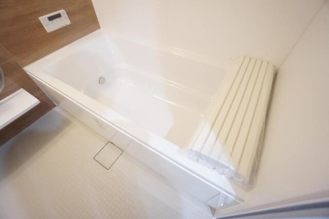 エピーク下中条A棟の物件内観写真