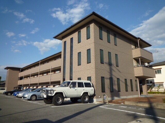 サンシード二番館の物件外観写真