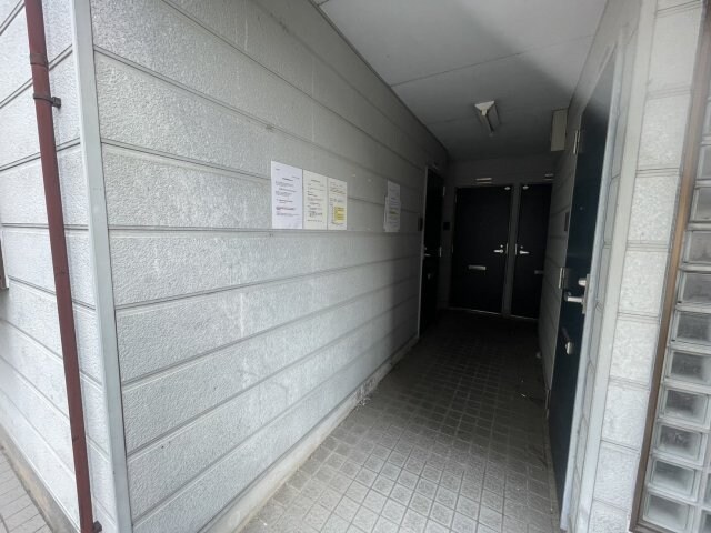 柳原第一パールハイツの物件外観写真