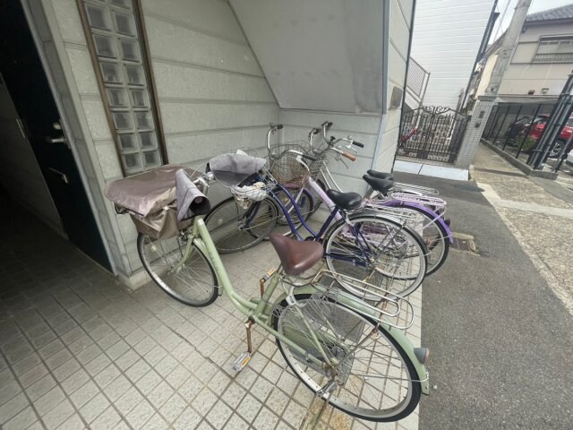 柳原第一パールハイツの物件外観写真