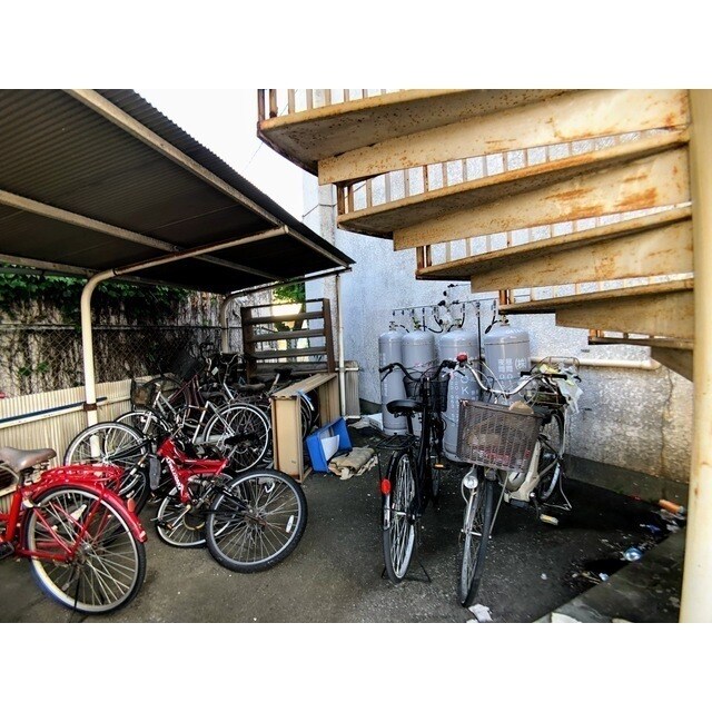 ローランドハイツの物件外観写真