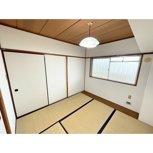 ローランドハイツの物件内観写真