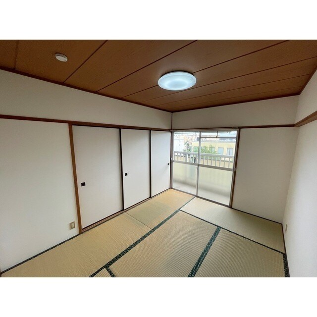 ローランドハイツの物件内観写真