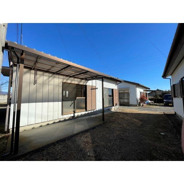 関アパートの物件外観写真