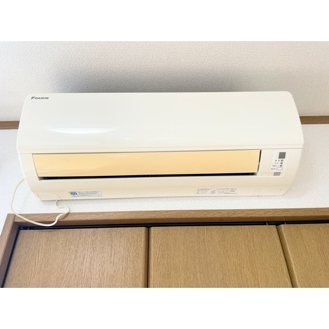 スクウェアコートＣの物件内観写真