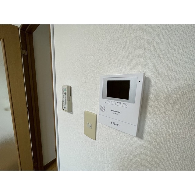 スクウェアコートＣの物件内観写真