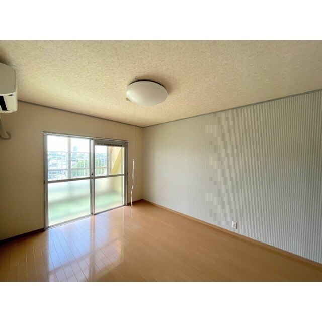 オーエム上小出の物件内観写真