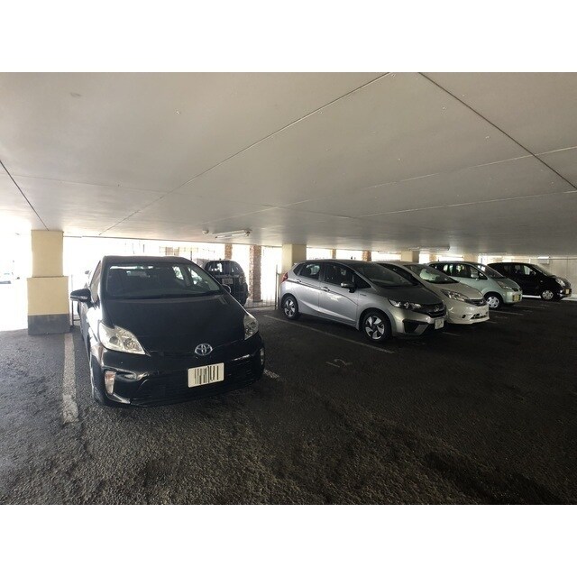 オーエム上小出の物件外観写真