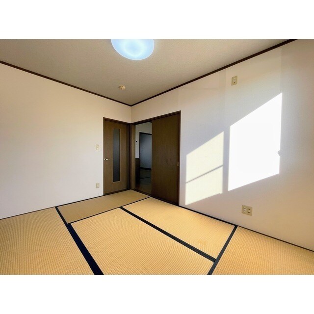 ルシエールＢの物件内観写真