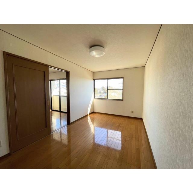 ワイワイハイツの物件内観写真