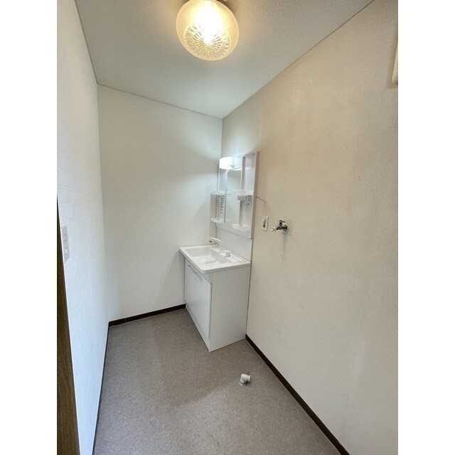 コンフレールみやこの物件内観写真