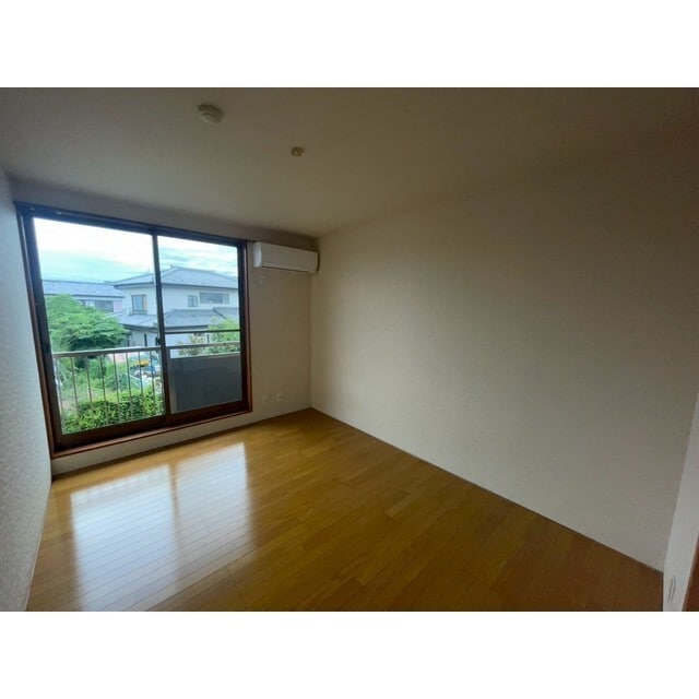 コンフレールみやこの物件内観写真