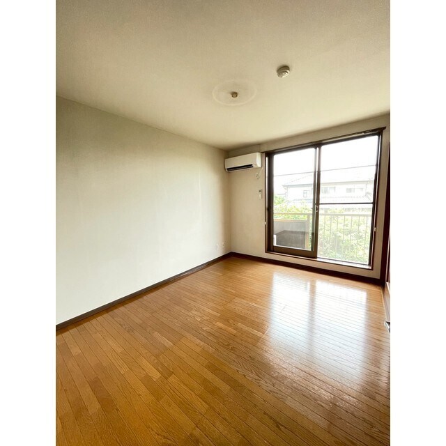 コンフレールみやこの物件内観写真