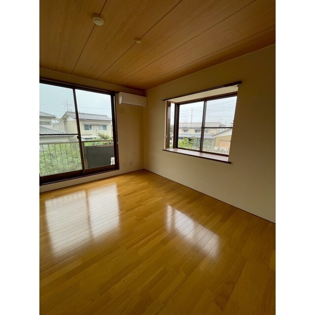 コンフレールみやこの物件内観写真