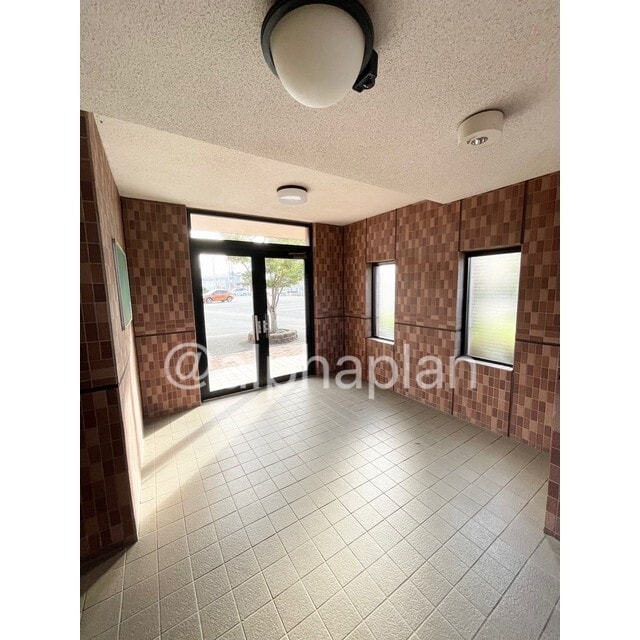 ウエストガーデンの物件外観写真