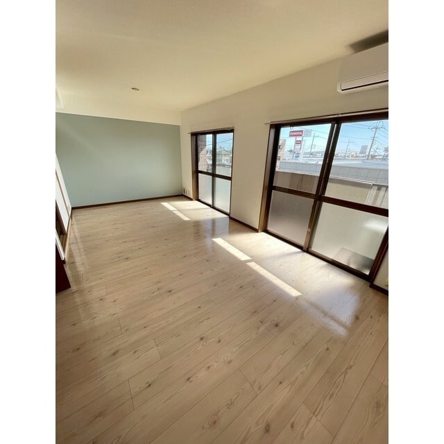 フォレストマンションの物件内観写真