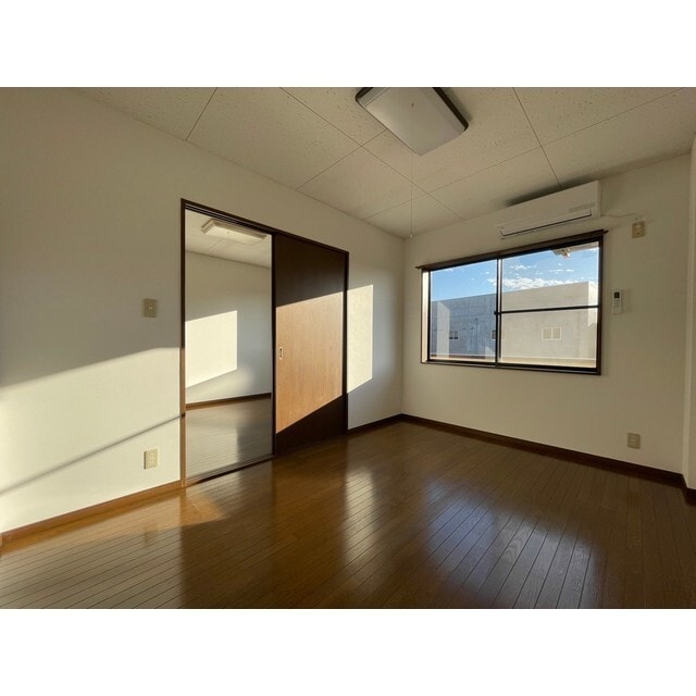 レジデンスアクツの物件内観写真