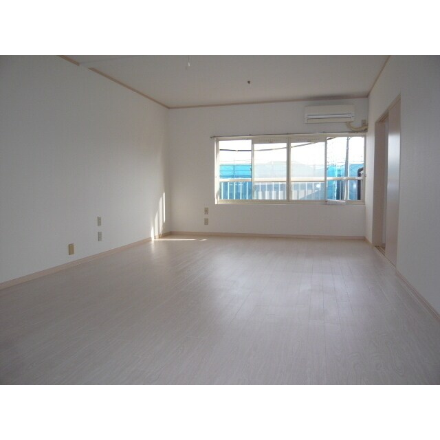 新前橋駅 徒歩67分 2階の物件内観写真