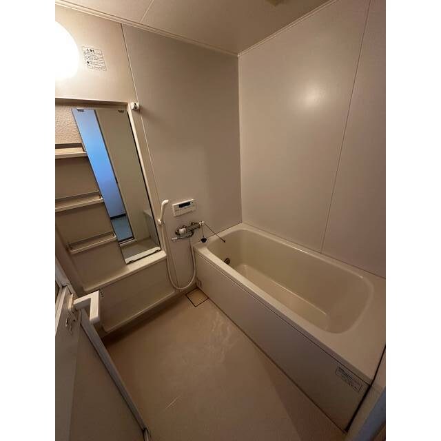 ラ・ピアッツァの物件内観写真