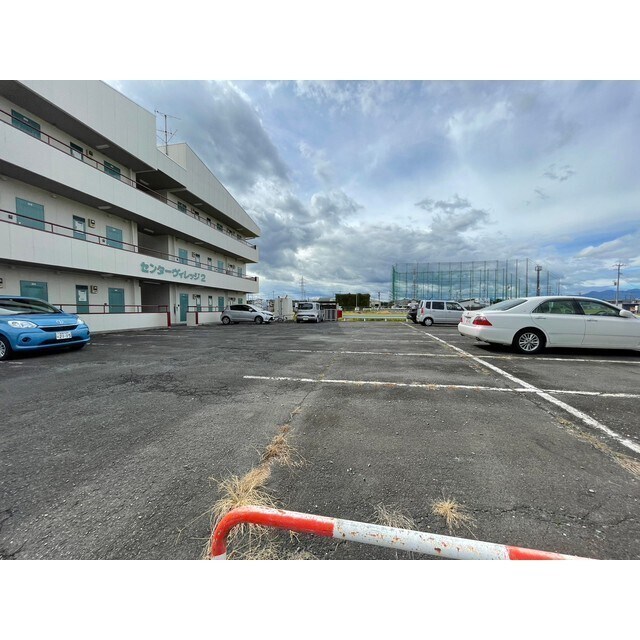 センターヴィレッヂⅡの物件外観写真