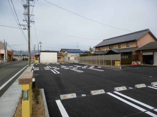 近鉄四日市駅 バス37分  三交バス・小林新田下車：停歩3分 2階の物件外観写真