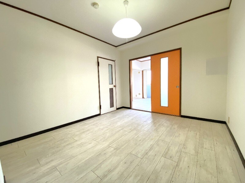 平之町タワーズの物件内観写真