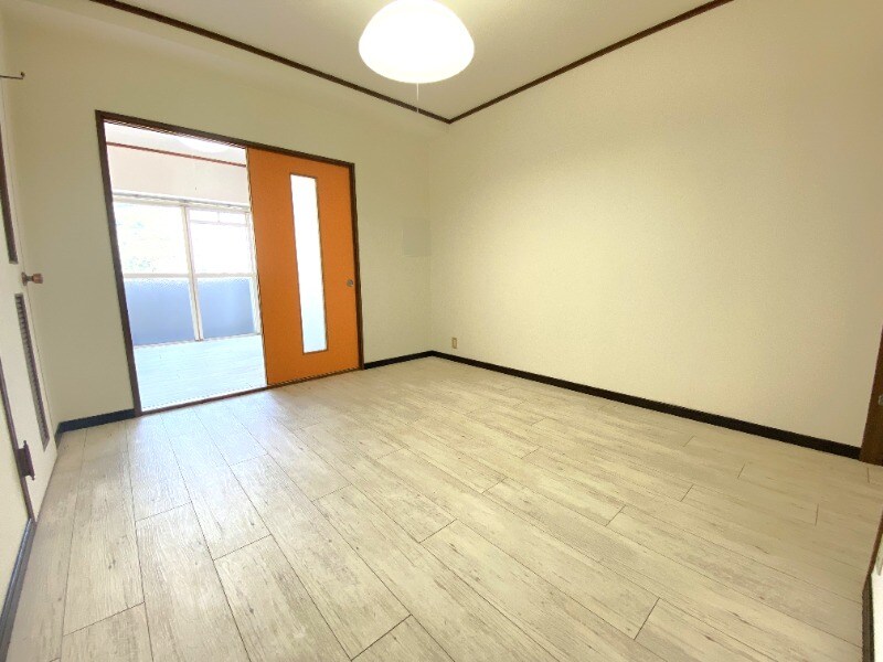 平之町タワーズの物件内観写真