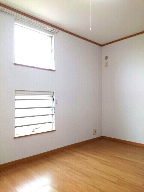 ベルコリ－ヌの物件内観写真