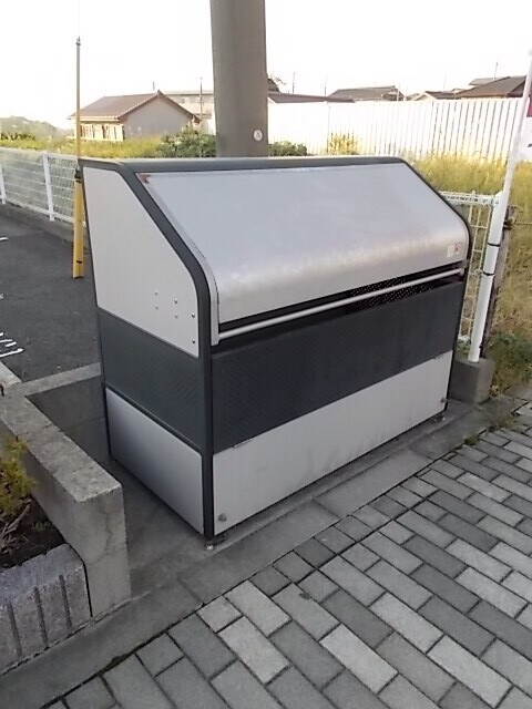 ベルコリ－ヌの物件外観写真