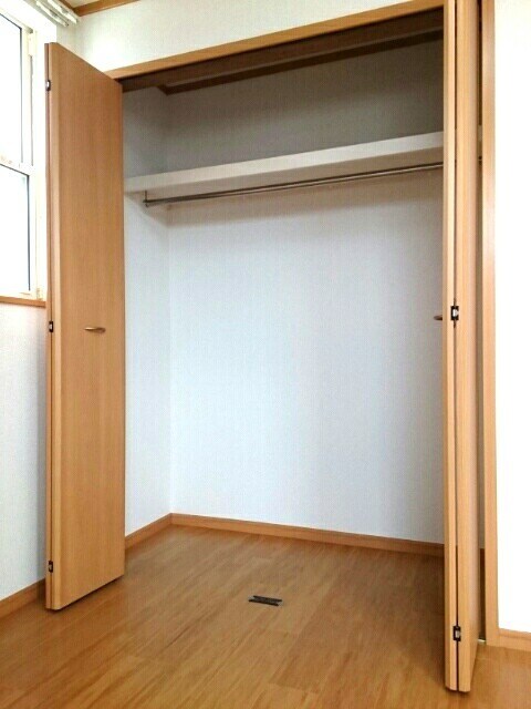 ベルコリ－ヌの物件内観写真