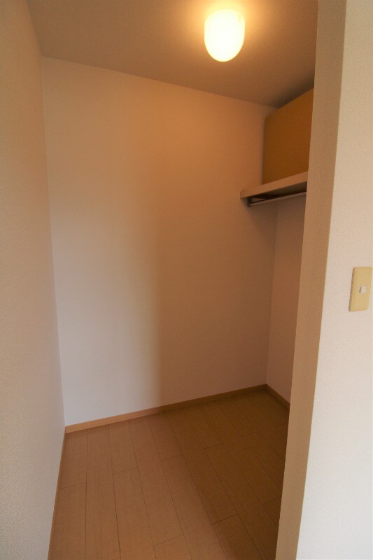 モナリエＩ’ＬＬの物件内観写真