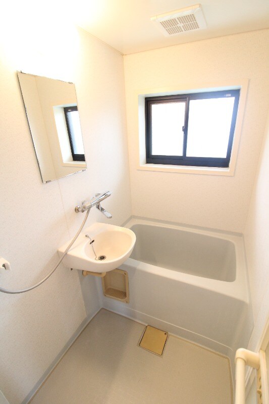 ルミエール加治木の物件内観写真