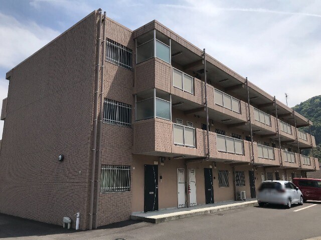 アクロス平松の物件外観写真