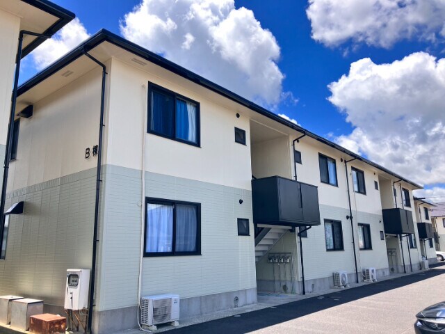 グランドール　Ｂ棟の物件外観写真