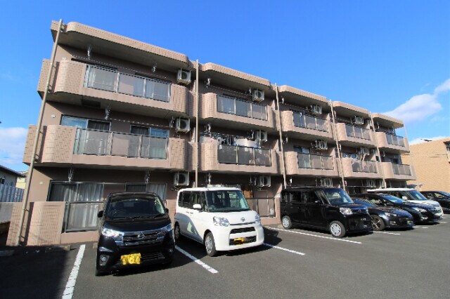 エステート姶良の物件外観写真