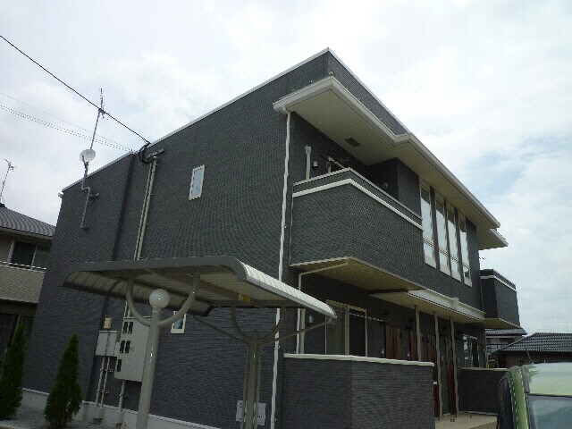 ユーカ　フィオーレの物件外観写真